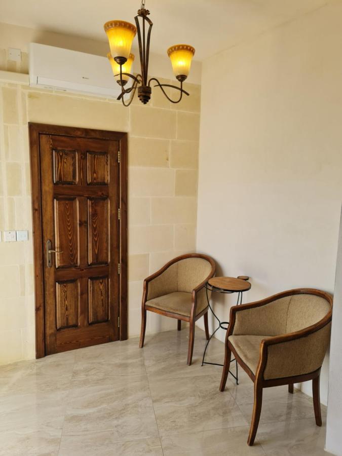 Splendid House Victoria Gozo Hotel Exterior photo